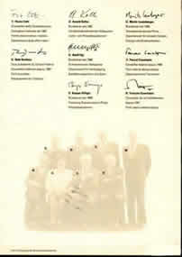a watermark of the photo is printed on it,and introduced resume and duty of everyone ��a Chancelier stand outside )